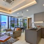 Landmark Tower(Dragon)| 2BR, 12F, City & River View – For Sale